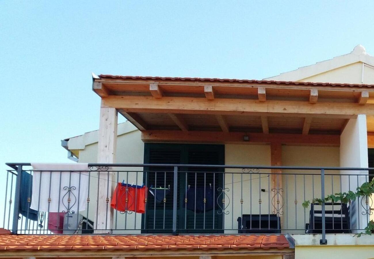 Apartments Ljuba Voluja 외부 사진